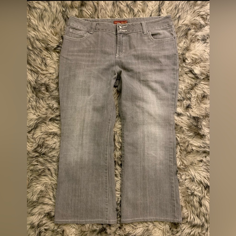 Hillary’s and Hanson grey jeans 16p crop or short